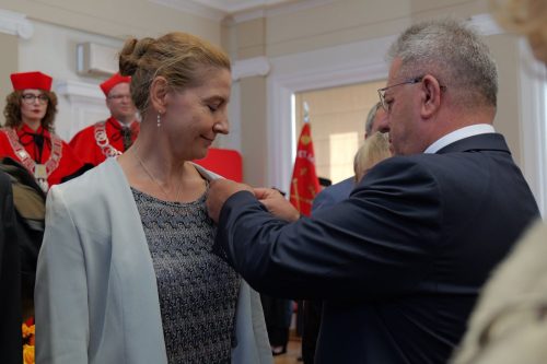 Gala wręczenia medali &bdquo;Zasłużony Kulturze Gloria Artis&rdquo; w czasie inauguracji roku akademickiego w Uniwersytecie Jana Kochanowskiego w Kielcach