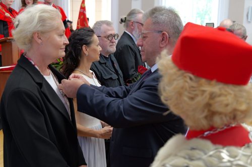 Gala wręczenia medali &bdquo;Zasłużony Kulturze Gloria Artis&rdquo; w czasie inauguracji roku akademickiego w Uniwersytecie Jana Kochanowskiego w Kielcach