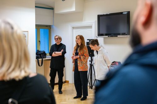 Joanna Kurkiewicz Papier plus druk. Między grafiką a rzemiosłem