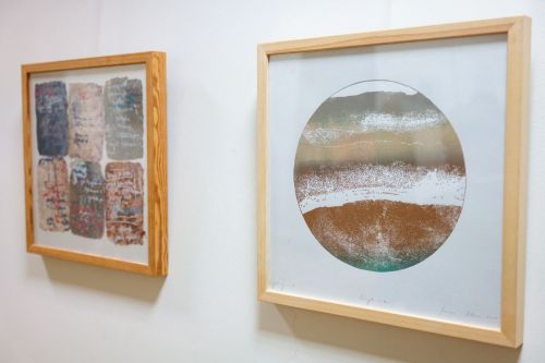 Joanna Kurkiewicz Papier plus druk. Między grafiką a rzemiosłem