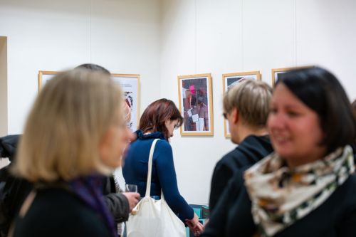 Joanna Kurkiewicz "Papier plus druk. Między grafiką a rzemiosłem"